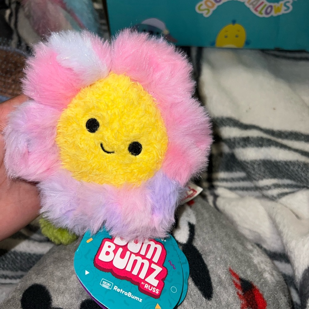 New 4.5” Jess the flower Bum Bumz by Russ